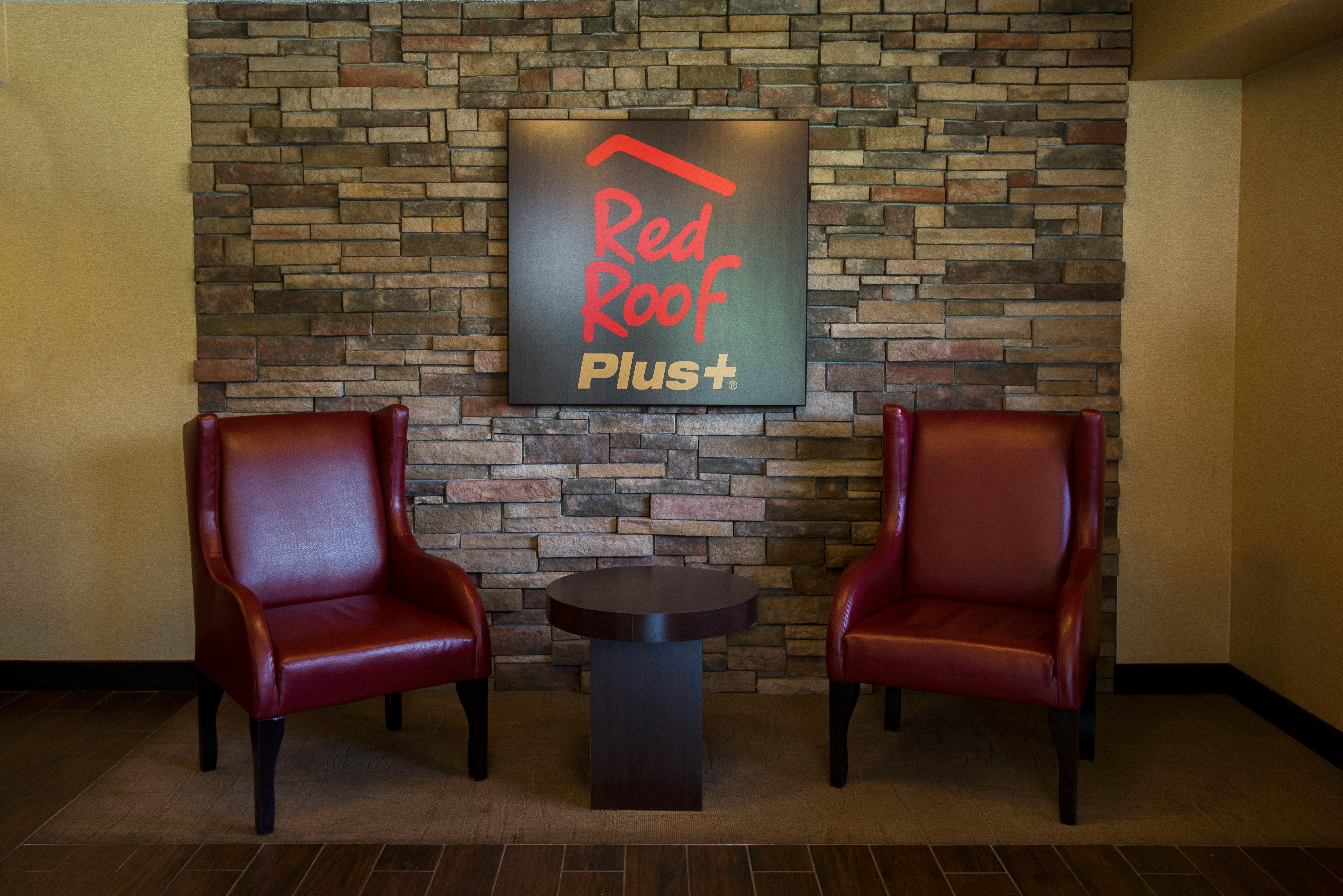 Red Roof Inn Plus+ Chicago - Willowbrook Exterior photo