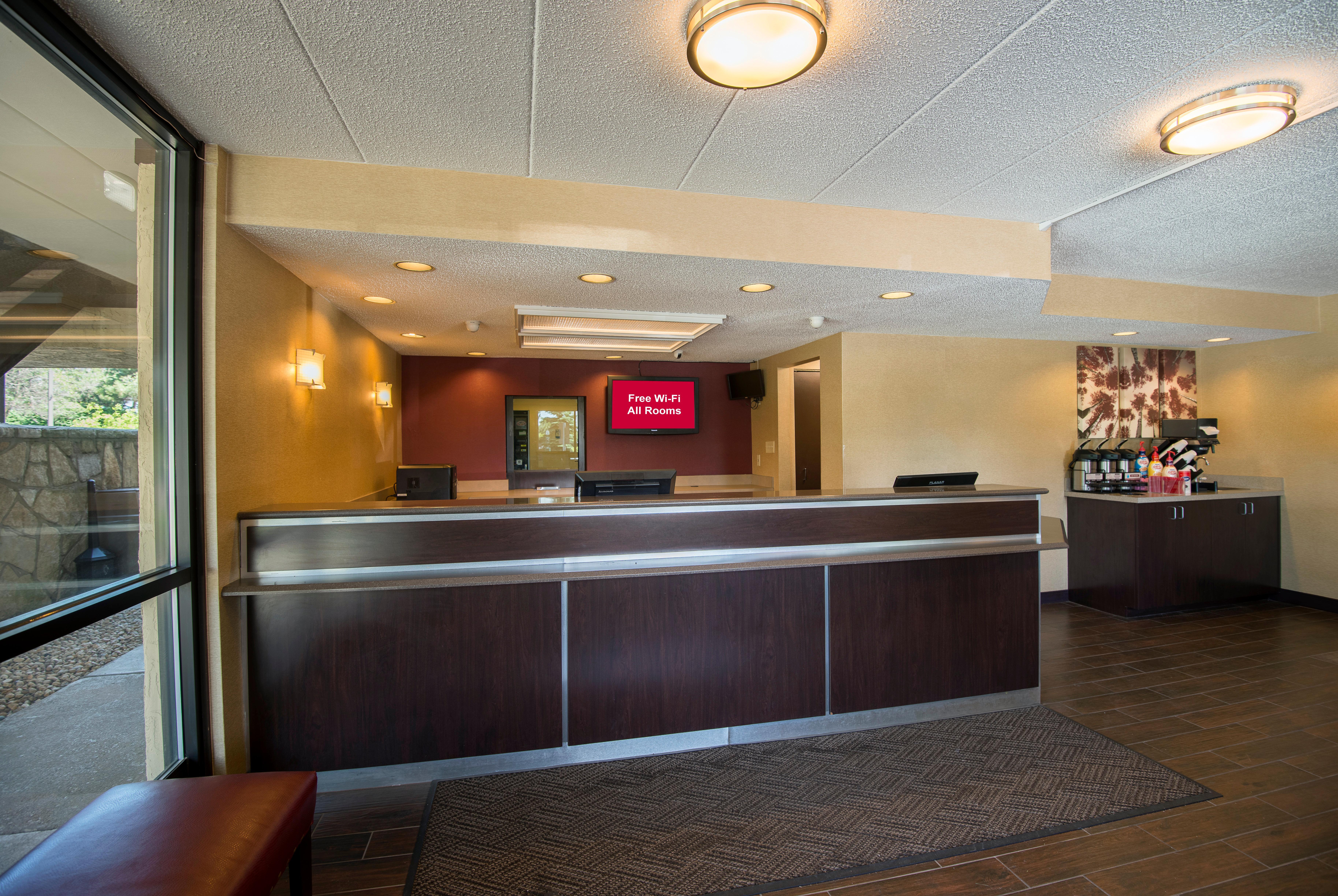 Red Roof Inn Plus+ Chicago - Willowbrook Exterior photo